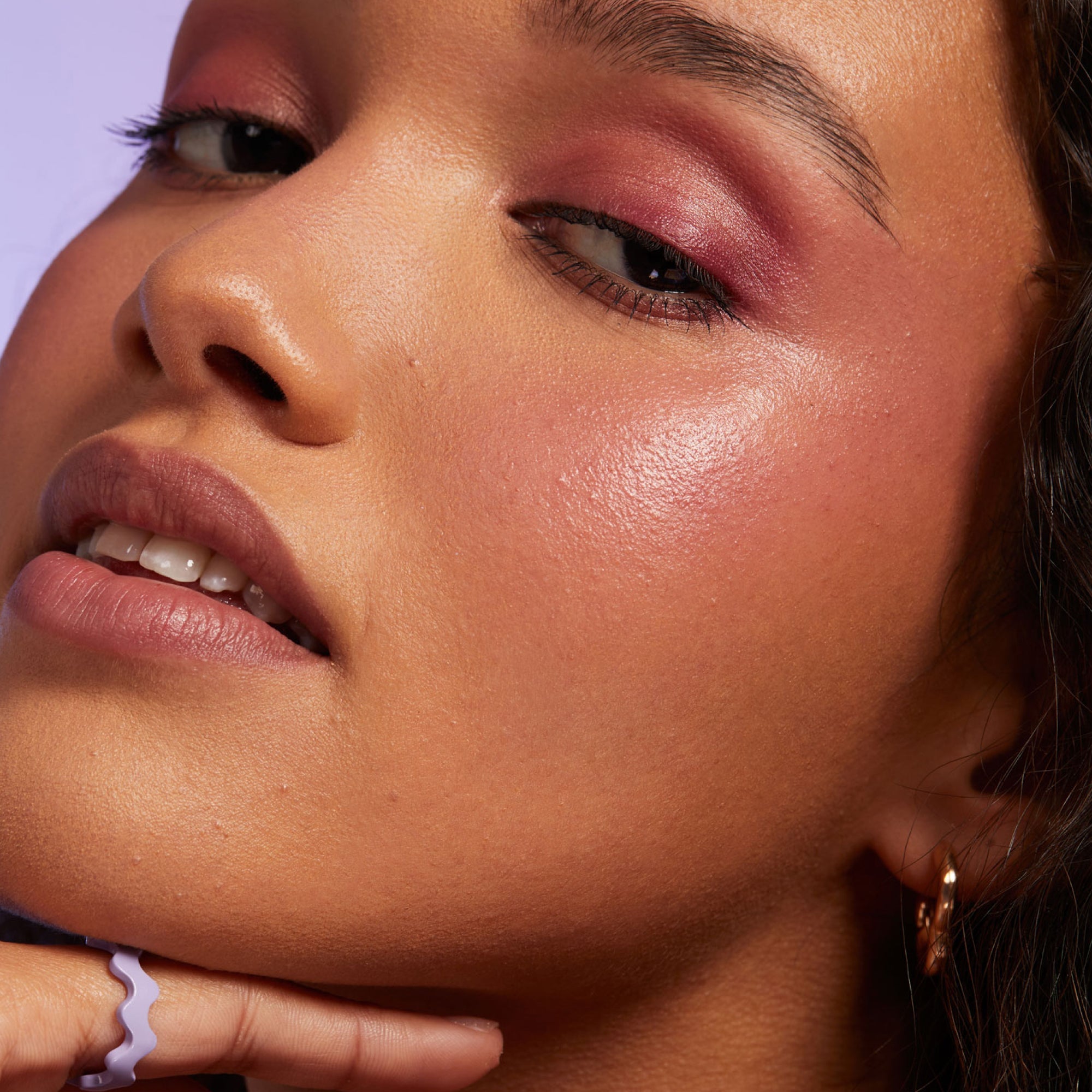 Lottie Colour Changing Cream Blush, Onyx, Black to Berry Pink - 1.8g