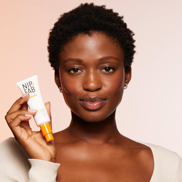 Ενυδατική Κρέμα Illuminate SPF 30